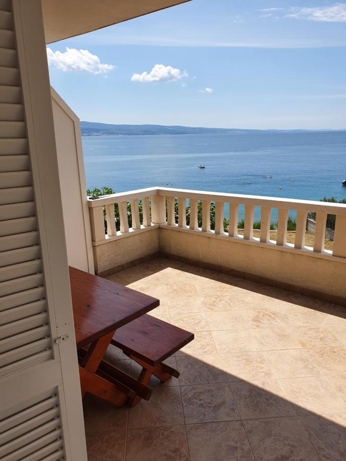 Apartments Kalajžić Omis Bagian luar foto