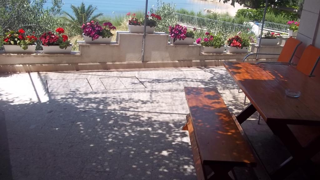 Apartments Kalajžić Omis Ruang foto