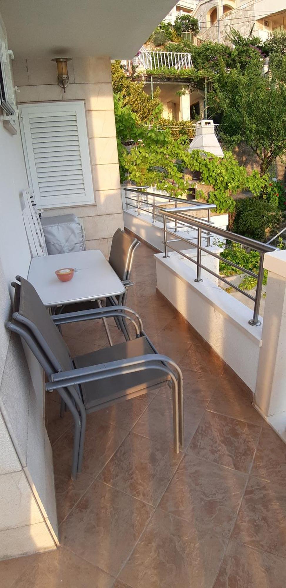 Apartments Kalajžić Omis Bagian luar foto